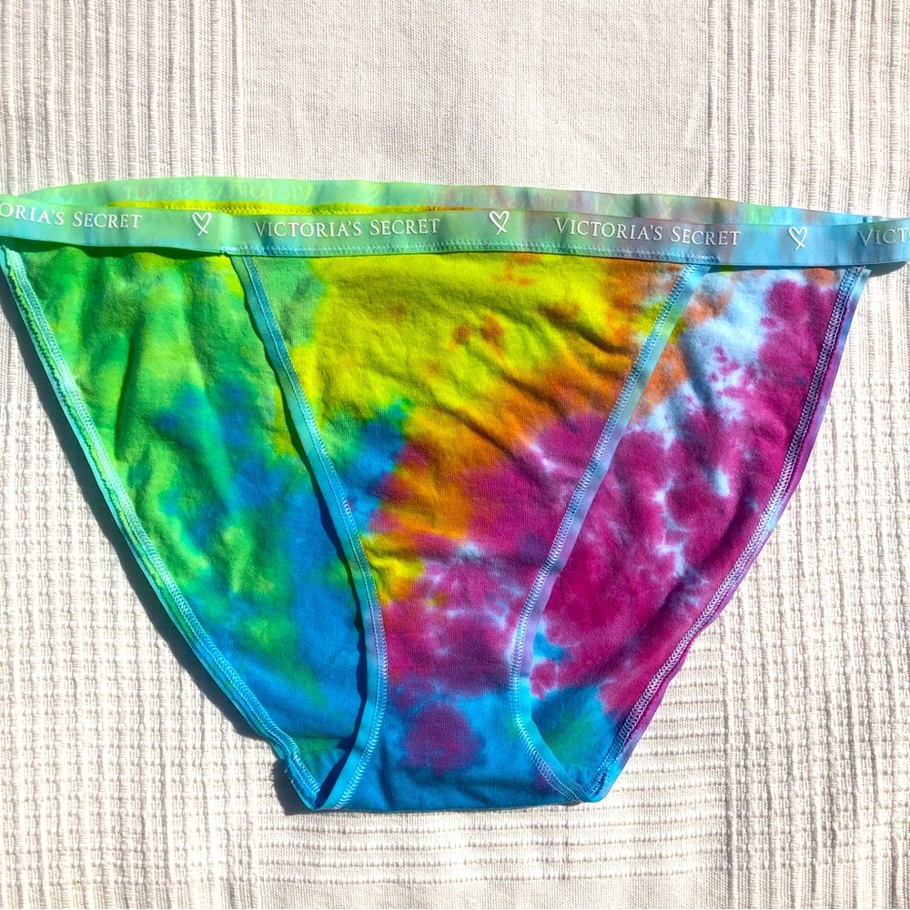 free w purchase 🌞 custom dye